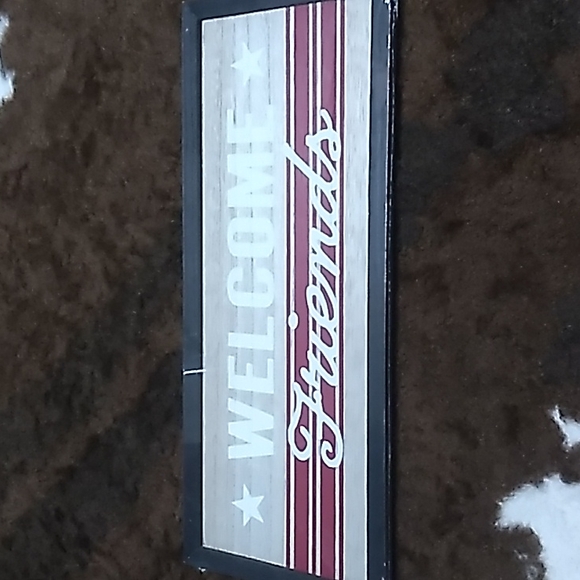 Farmhouse wooden hanging decor. Welcome Friends aprox 18 x 8 wooden in Tan, - Picture 2 of 7